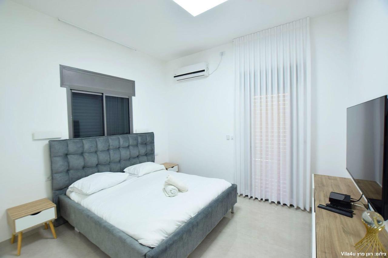 אמה וילה ריזורט Villa Hadera Exteriör bild