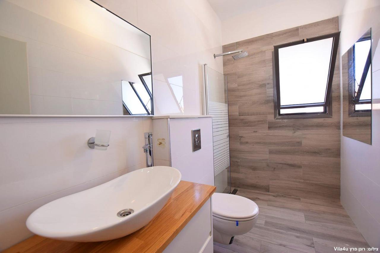 אמה וילה ריזורט Villa Hadera Exteriör bild